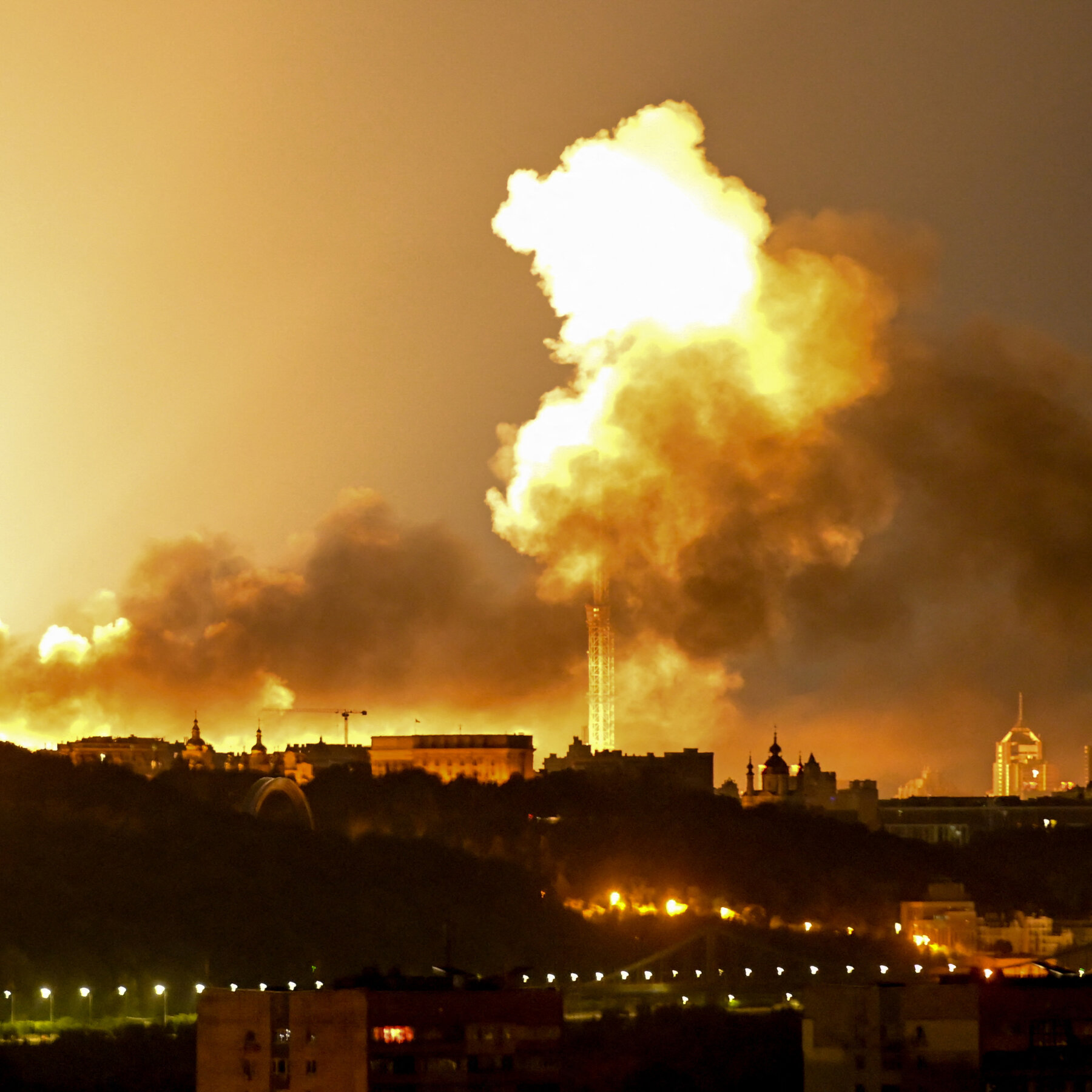 Russia attacks Kyiv and Dnipro with missiles and drones, killing at least 10