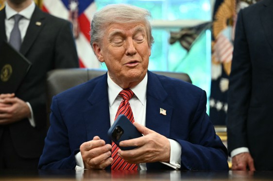 Trump yönetimi OpenAI'de equity yatırım düşündü