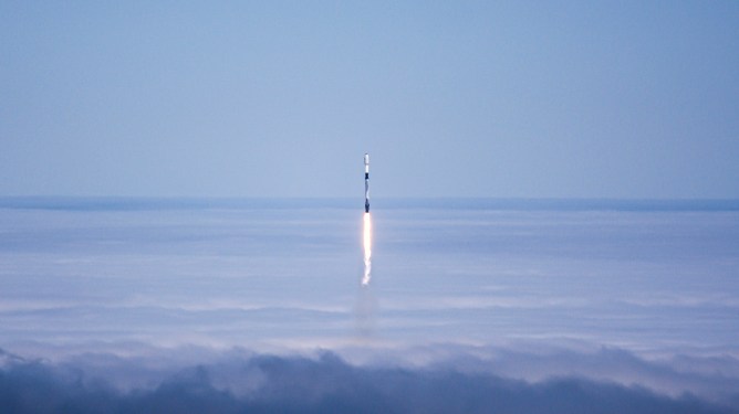 SpaceX prices shares at $135, marking the largest IPO ever