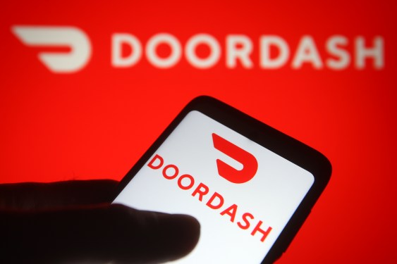 DoorDash Introduces AI Chatbot for Prompt and Photo-Based Ordering