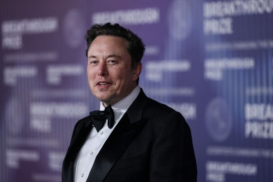 Elon Musk becomes world’s first trillionaire after SpaceX’s historic IPO