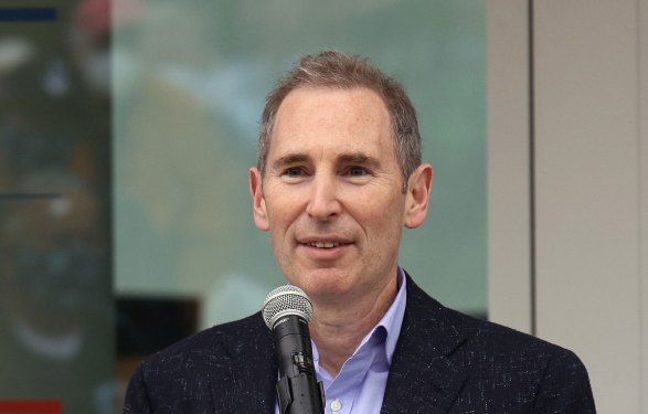 Amazon CEO, AI Konularını Hükümet Kapatma Öncesinde Bildirdi