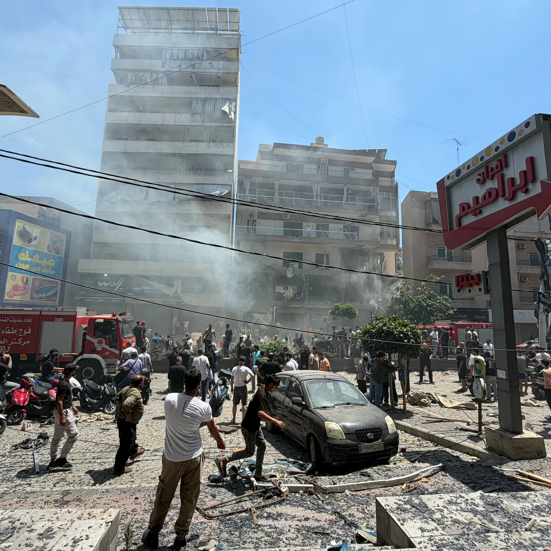 Israel Launches Strikes on Beirut Suburbs Amid Rising Hezbollah Conflict