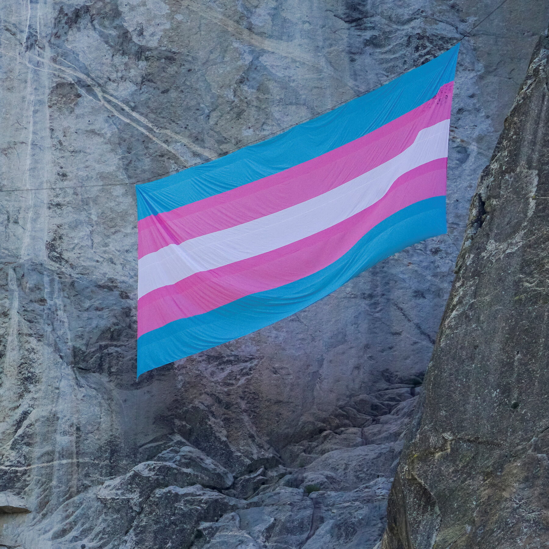 Judge throws out ranger's free‑speech lawsuit over trans pride flag at Yosemite