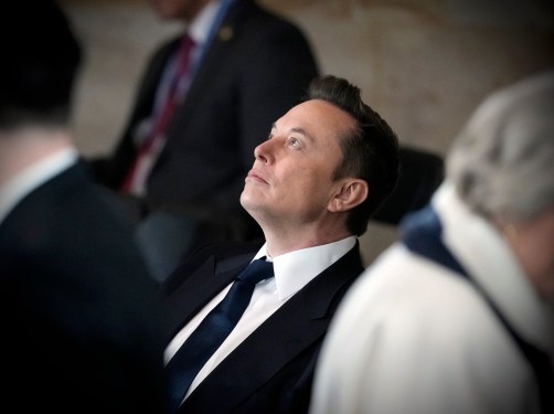 Elon Musk'ın 2025 yemin töreninde görünmesiyle SpaceX halka arzı 85,7 milyar dolara yükseldi