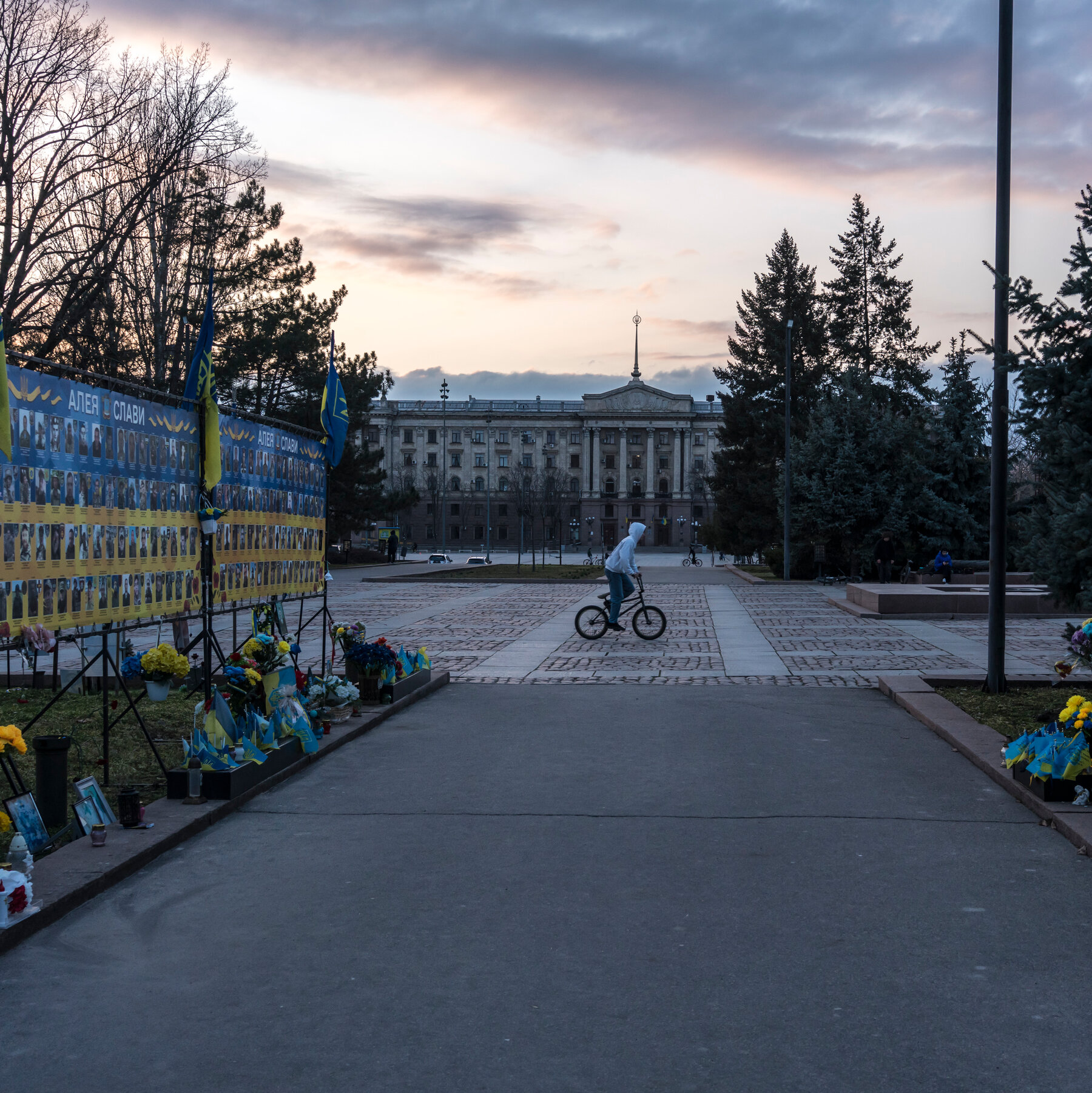 Ukraine Begins EU Membership Negotiations, Yet Road Remains Lengthy