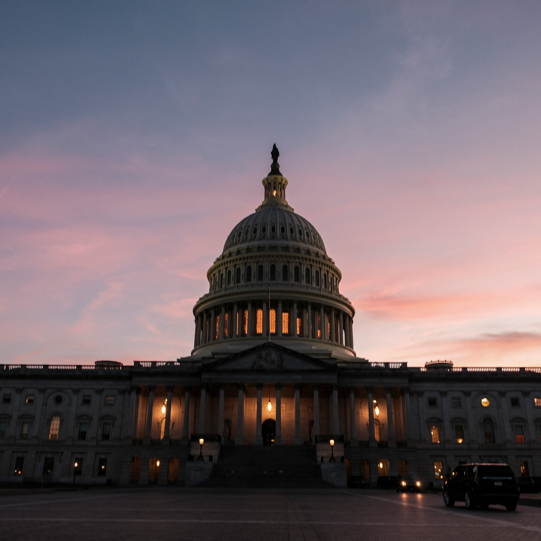 Republican Senators Block Senate Vote on War Powers Resolution Targeting Iran