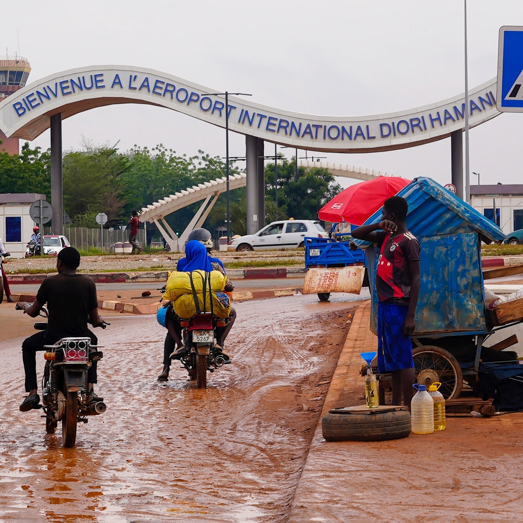 Gunmen Storm Niamey Airport in Niger, Second Attack This Year