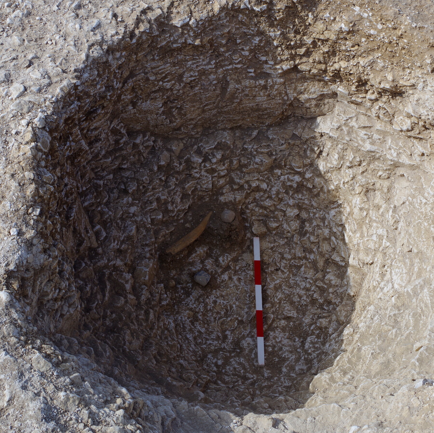 Scientists Identify Possible Solstice Ritual Site in Ancient Pits Near Stonehenge