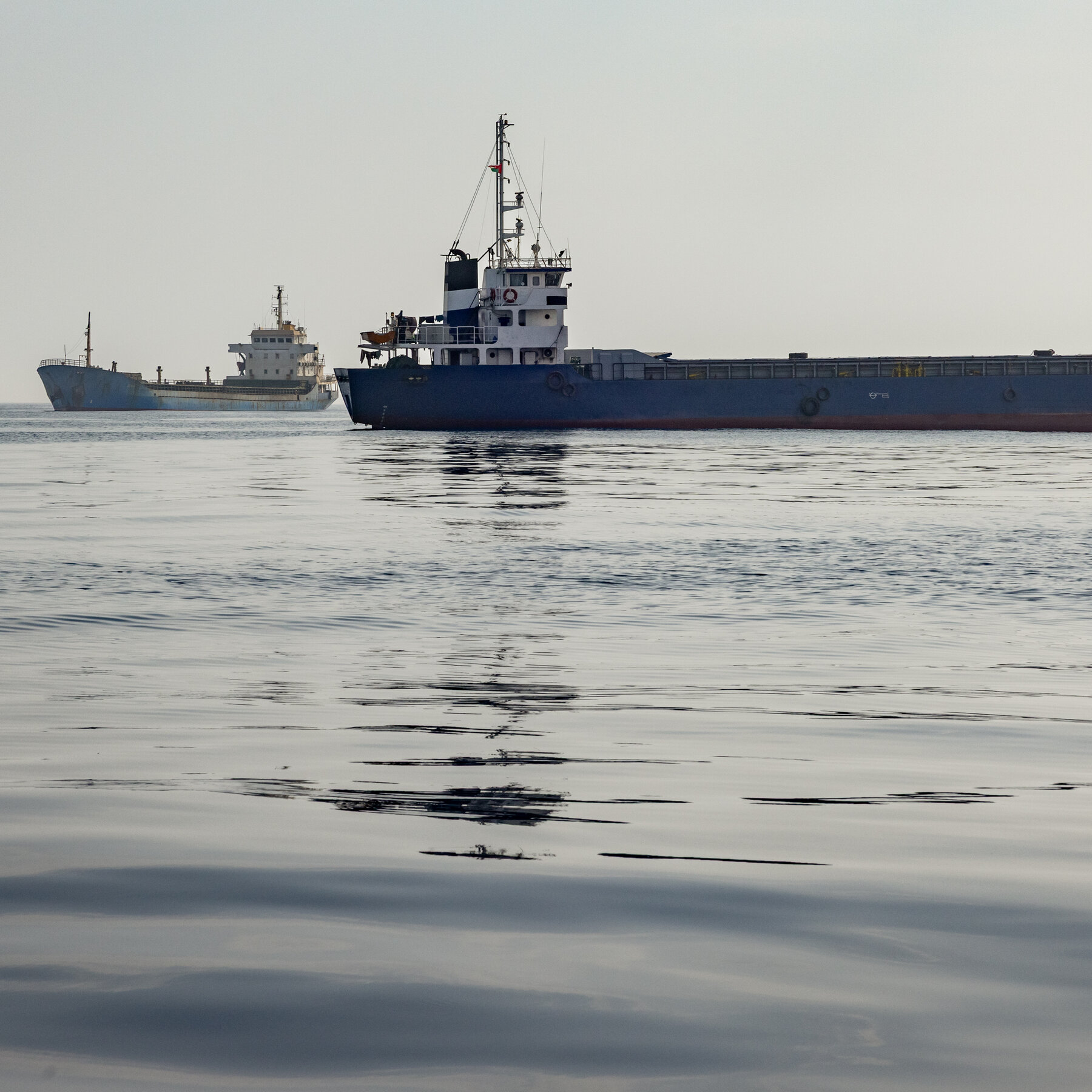 Iran Threatens Another Closure of Strait of Hormuz, Undermining Recent Shipping Gains