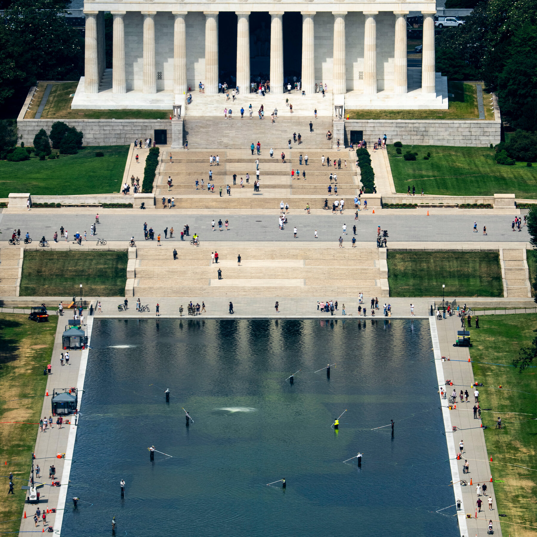 Trump Blames Others for Algae and Peeling Surface at Reflecting Pool
