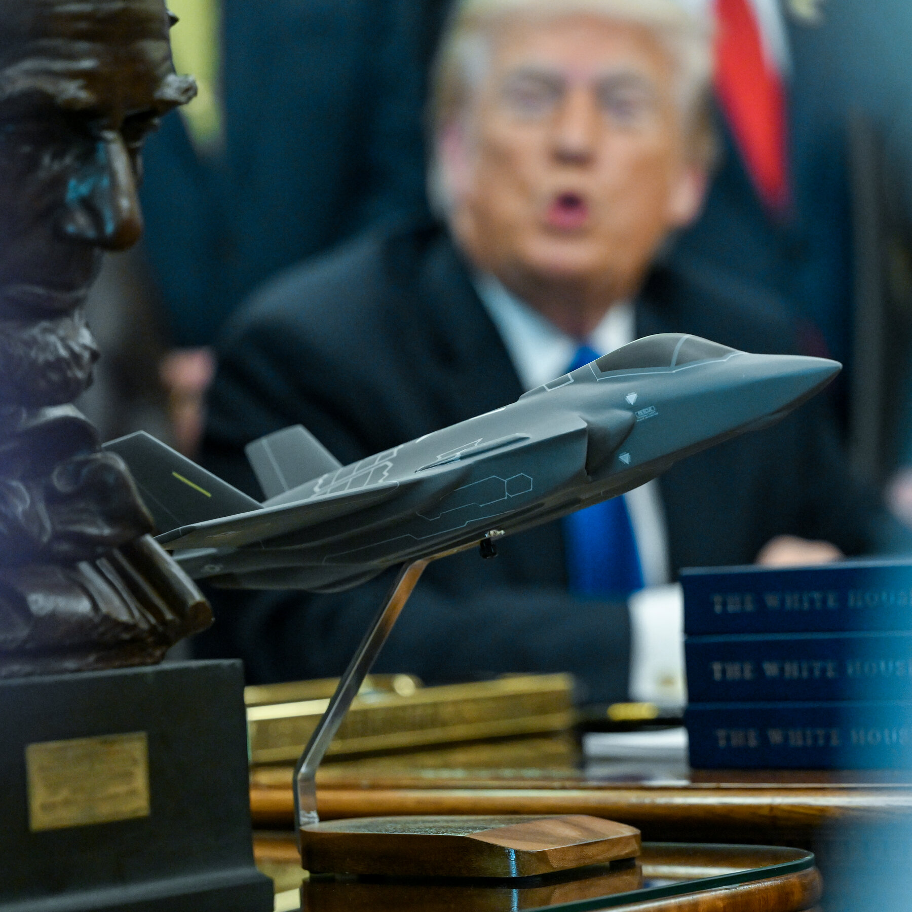 Trump, NATO Zirvesinde Türkiye'nin F-35 Jet Erişimini Yeniden Aktif Etmeyi Planlıyor