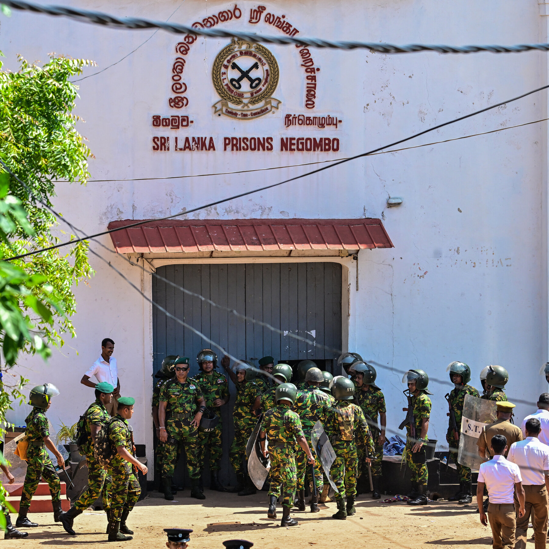 Sri Lanka'da ölümcül hapishane ayaklanması 23 kişinin ölümüne yol açtı, insan hakları eleştirileri sürüyor