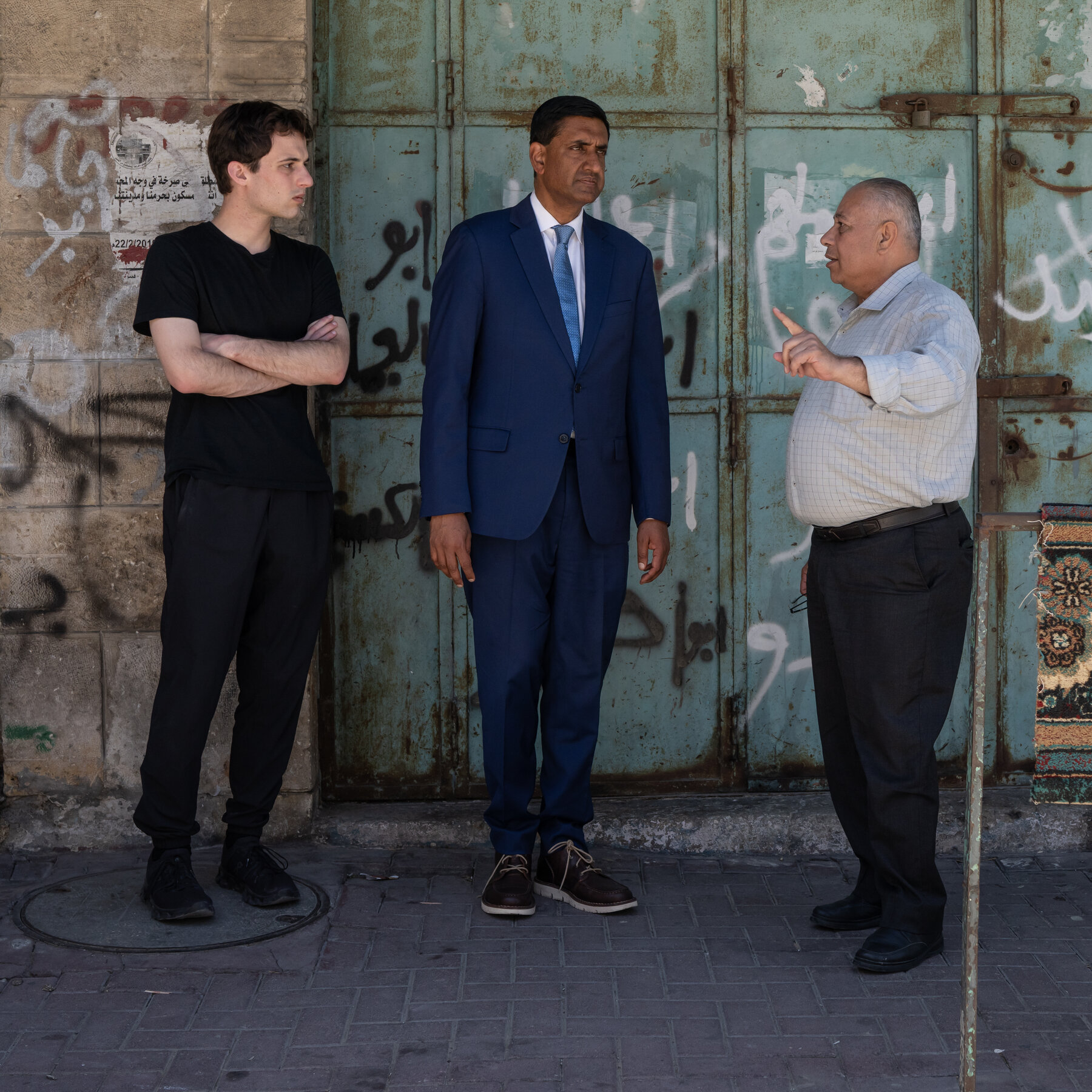 İsrailli Yerleşimciler, ABD Temsilcisi Ro Khanna'yı Batı Şeria'da Engelledi