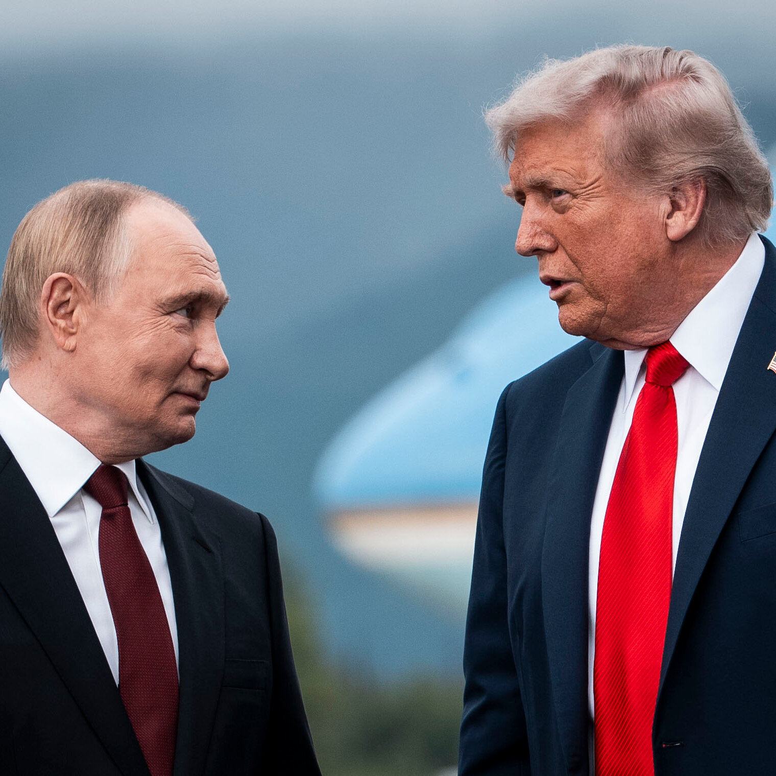 Trump'un Çıkış Stratejisi ve Putin'in Girişimi, İki Lideri Durma Durumuna Getirdi