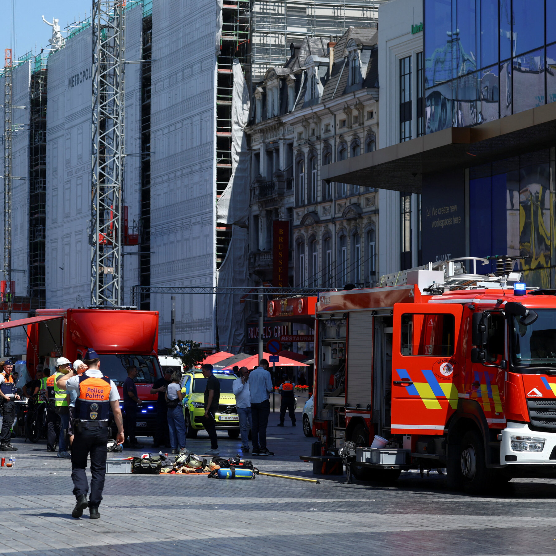Brüksel Oxy Binasında Yangın Sonrası Asansörde Altı Kişi Ölü Bulundu