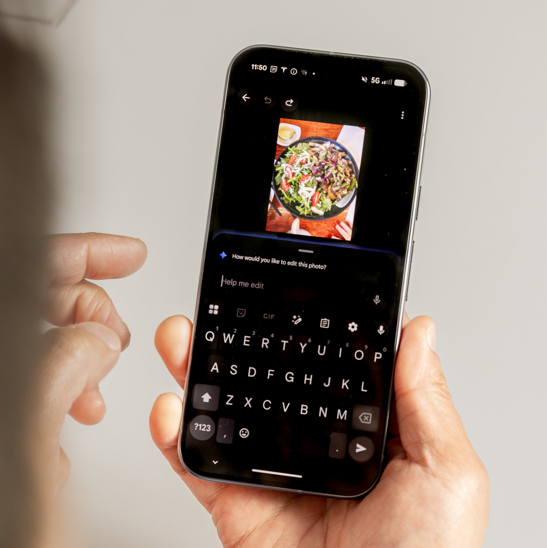 AB Regülatörleri, Google’dan Android’i Yapay Zeka Rakiplerine Açmasını Talep Etti