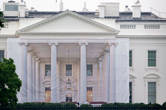 Trump'ın Atadığı AI Danışmanı, Görevine Başlamadan İstifa Etti