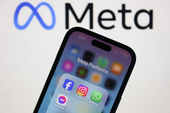 Meta'ya Yönelik Davanın Düşürülmesi