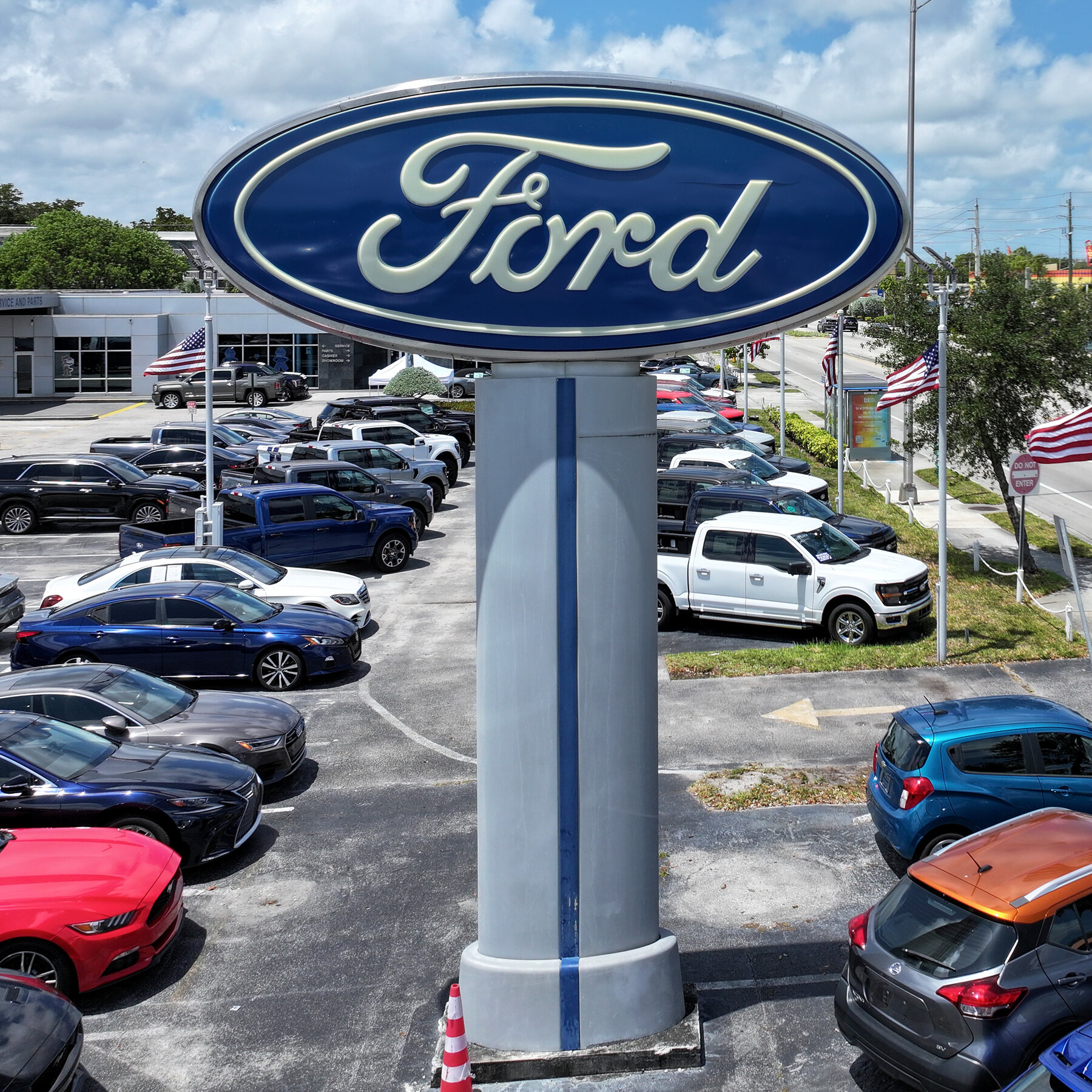 Ford, Yeni Elektrikli Araçta Apple Maps'i Sürücüsüz Sistemle Entegre Edecek