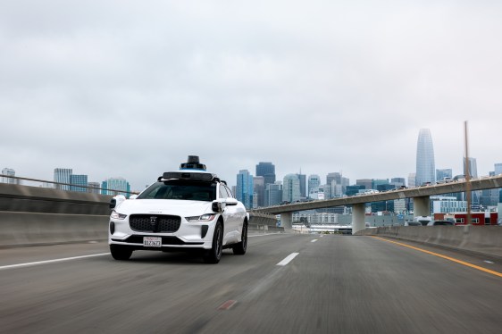 Waymo robotaxis resume freeway operations in San Francisco