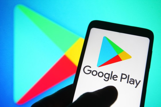 Aptoide regresa a Google Play en EE. UU como la primera tienda de aplicaciones rival