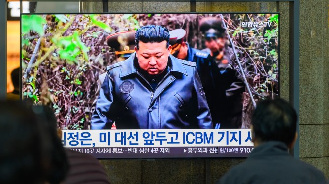 El FBI revela que un empleado remoto de TI de Corea del Norte trabajó para una agencia del gobierno de EE. UU.