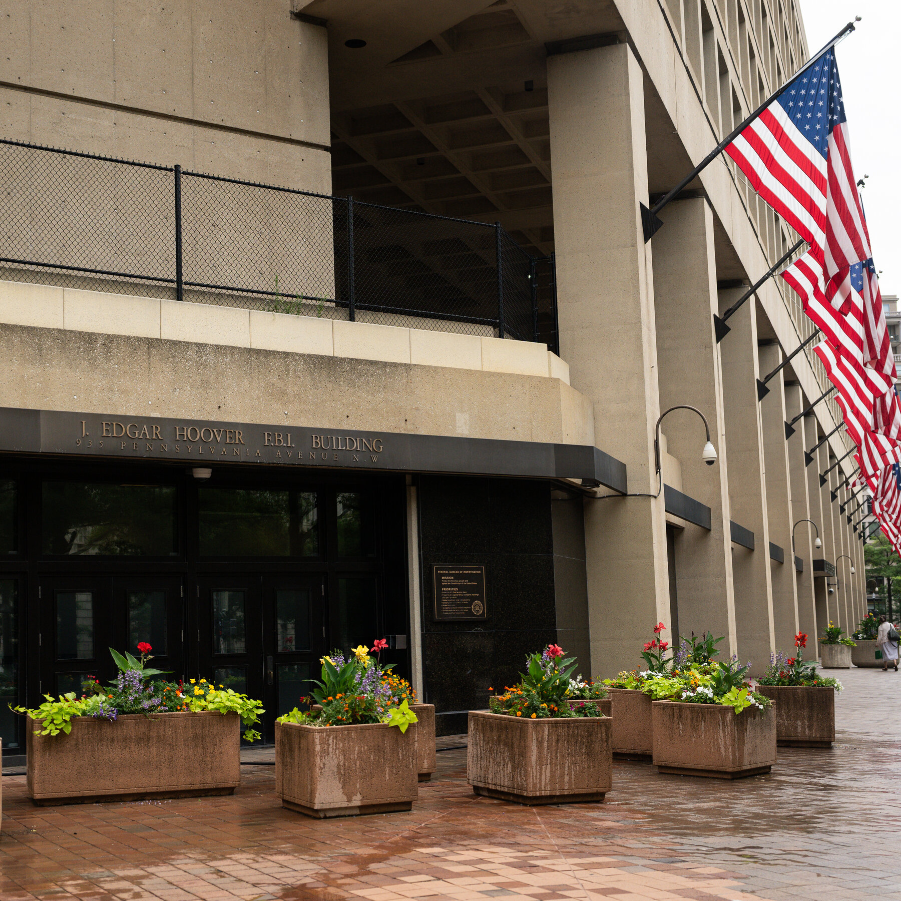 Juez bloquea el plan de la administración Trump de cancelar la mudanza del FBI a Maryland