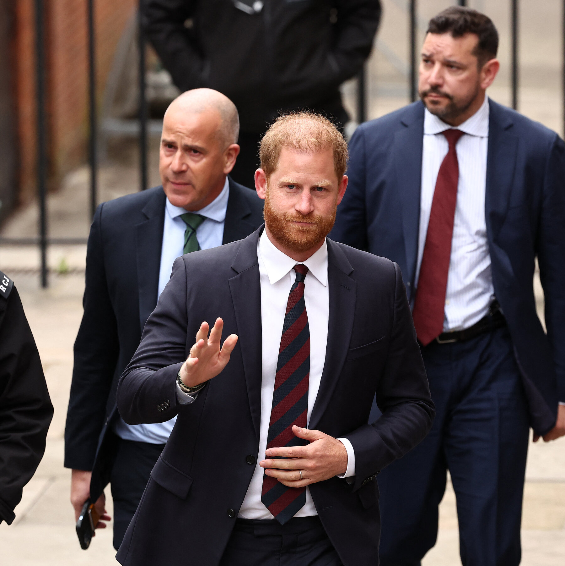 Harry und Meghan kehren nach Großbritannien zurück – Fragen zur Sicherheit bleiben bestehen