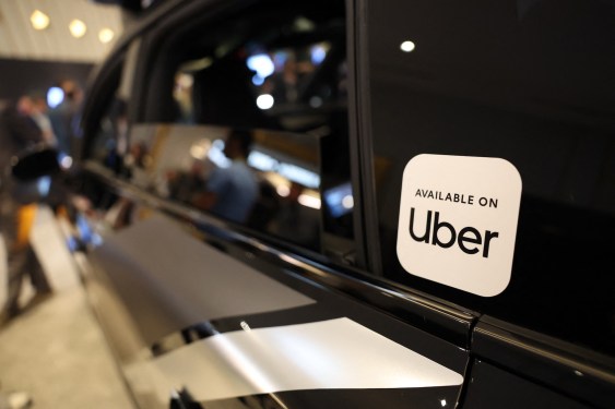 Uber lanza función de transmisión en vivo para cuentas de menores