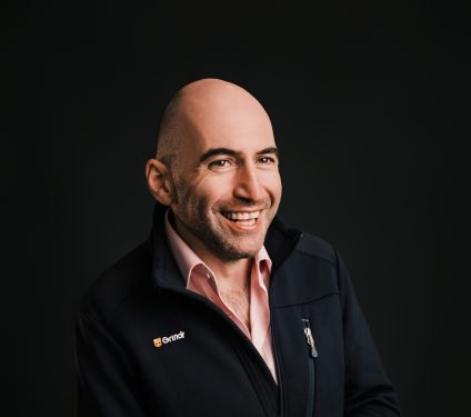 Grindr impulsa una estrategia de expansión para convertirse en una plataforma integral para hombres gay