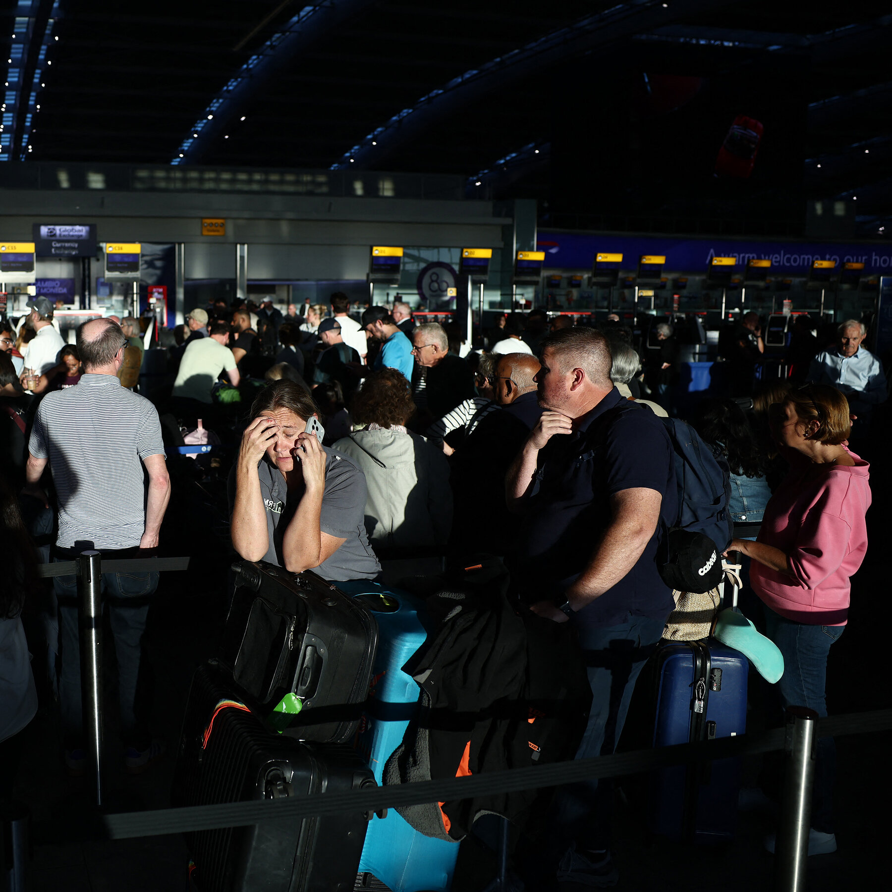 Travelers Face Lingering Delays Following Major Disruption at British Airports