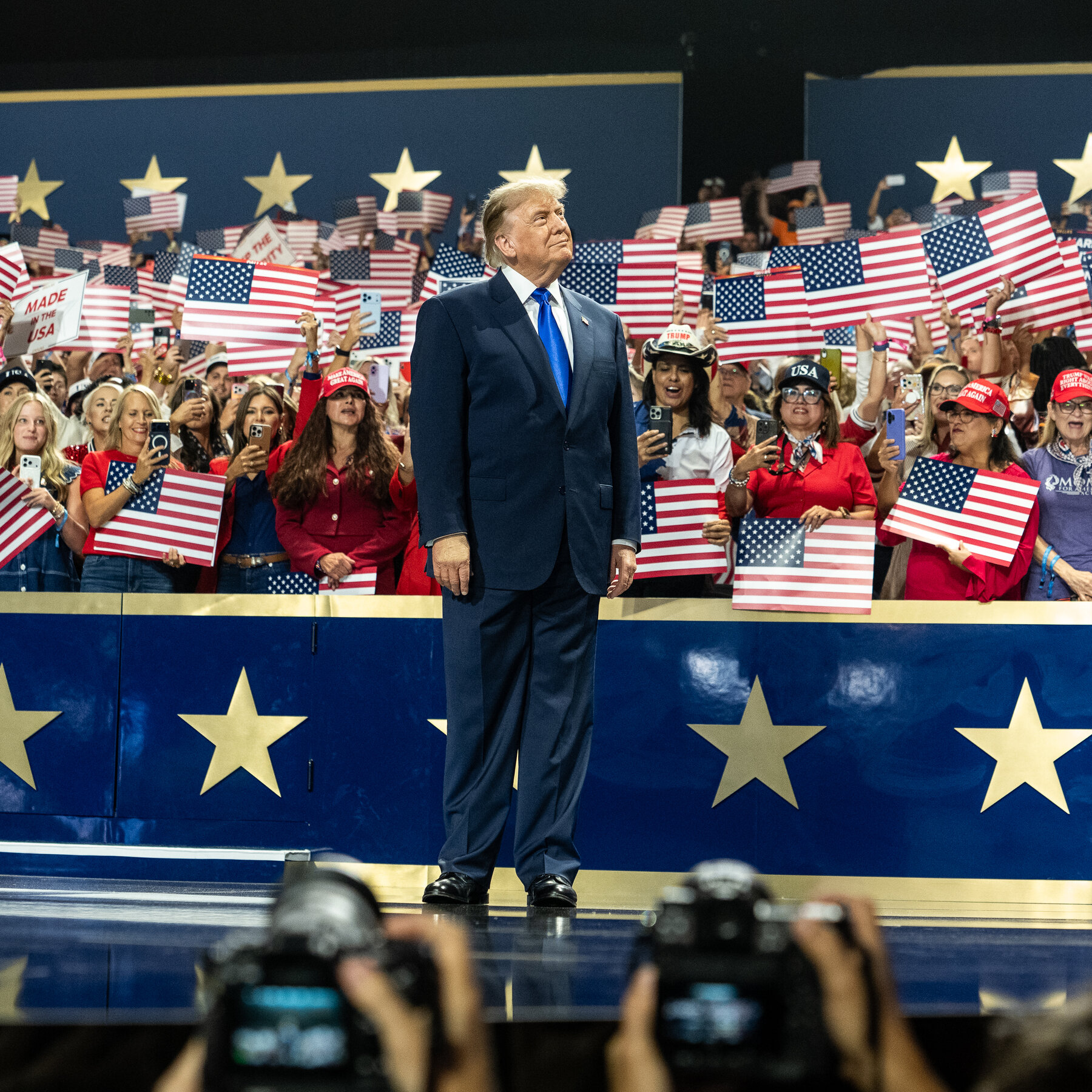 Trump, Orta Vadeli Seçimlere Bağlı 5.000 Dolar Temettü Çeki Önerdi